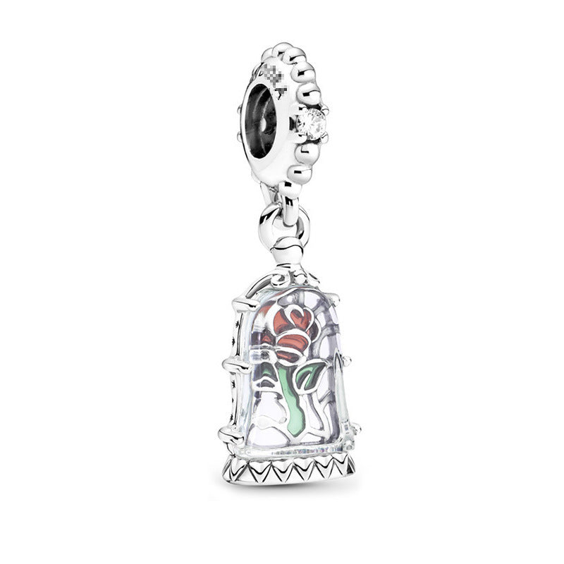 Charm rosa de La Bella y al Bestia