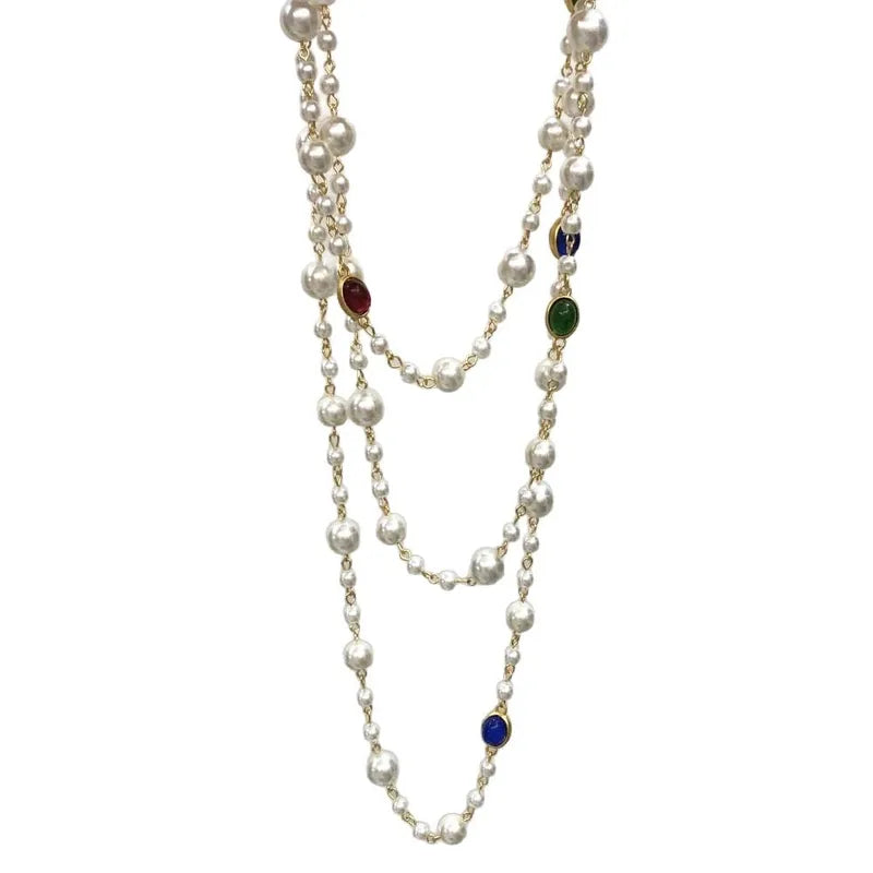 Collar doble largo de perlas con piedras de colores