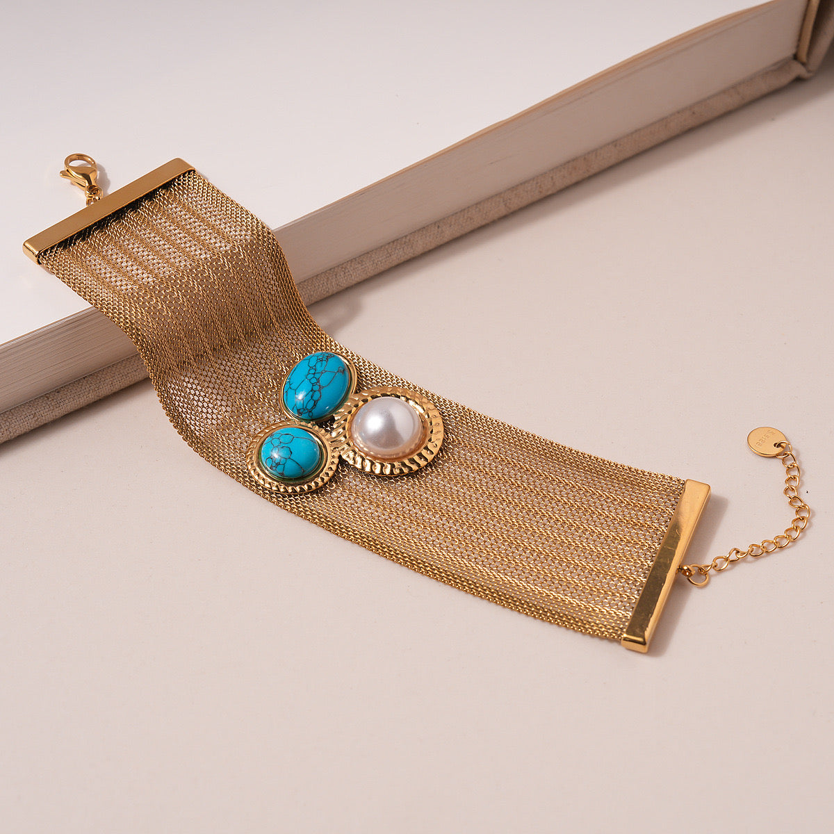 Pulsera de Malla Dorada con Turquesas y Perla Central