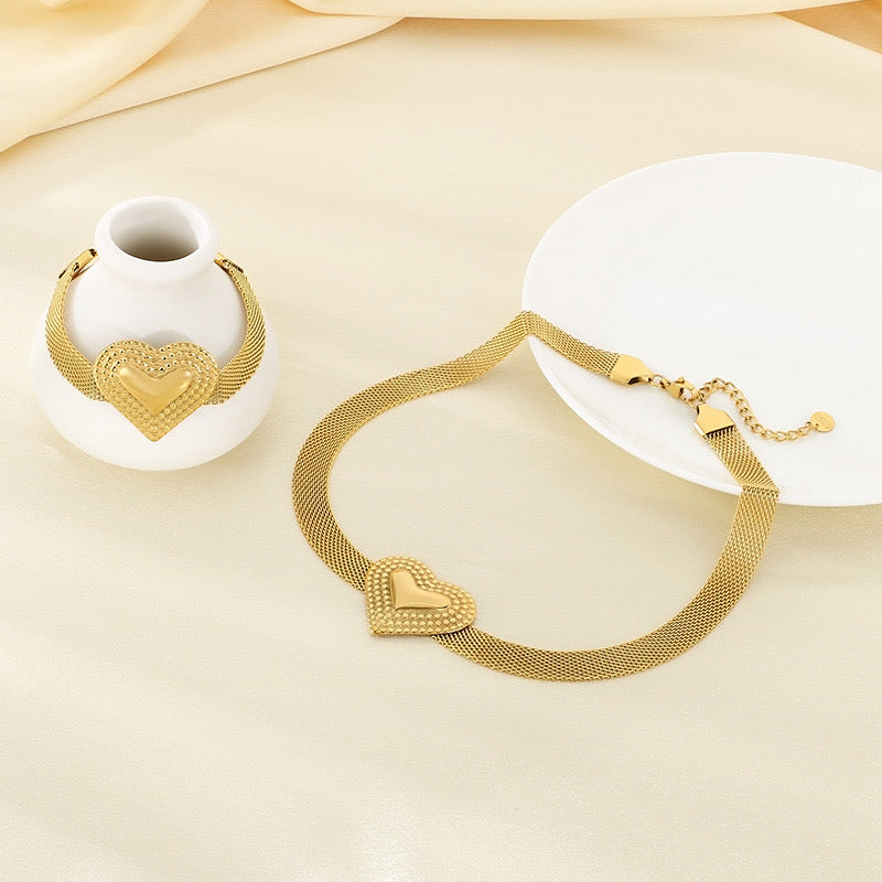 Set Corazón Dorado en Malla – Collar o Pulsera (Se venden por separado)