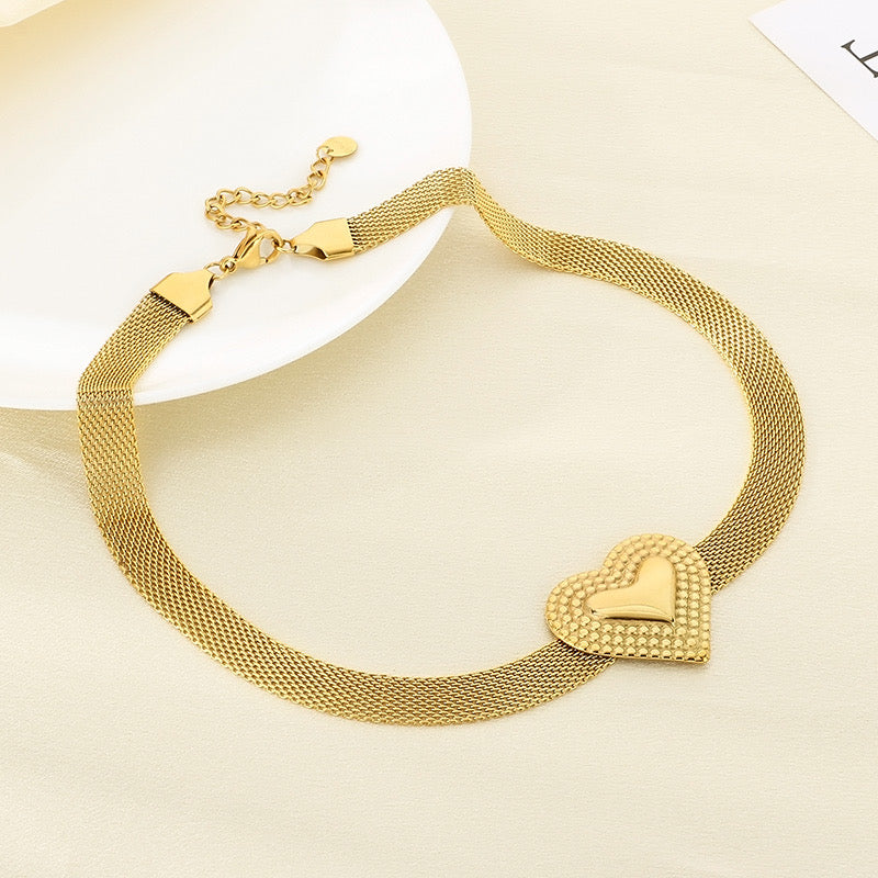 Set Corazón Dorado en Malla – Collar o Pulsera (Se venden por separado)