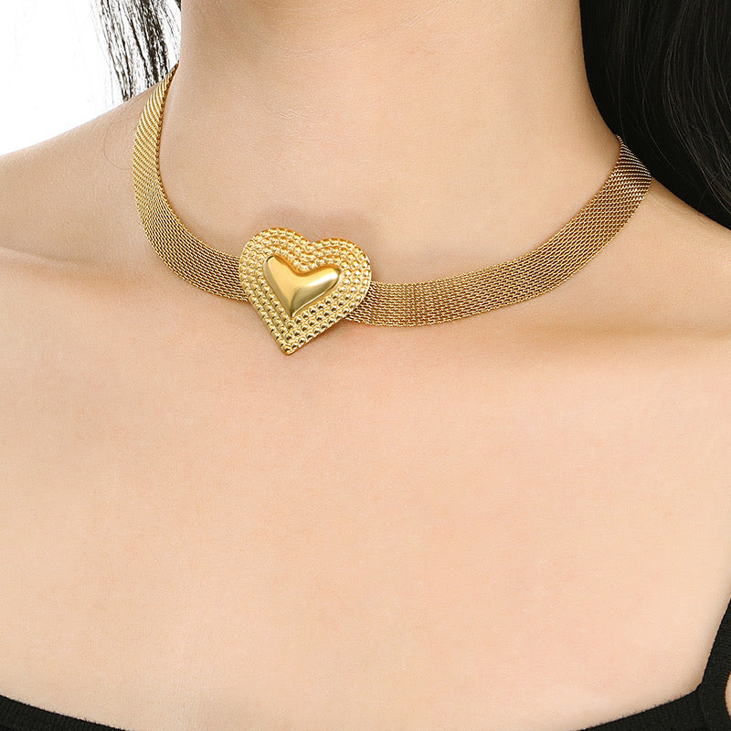 Set Corazón Dorado en Malla – Collar o Pulsera (Se venden por separado)
