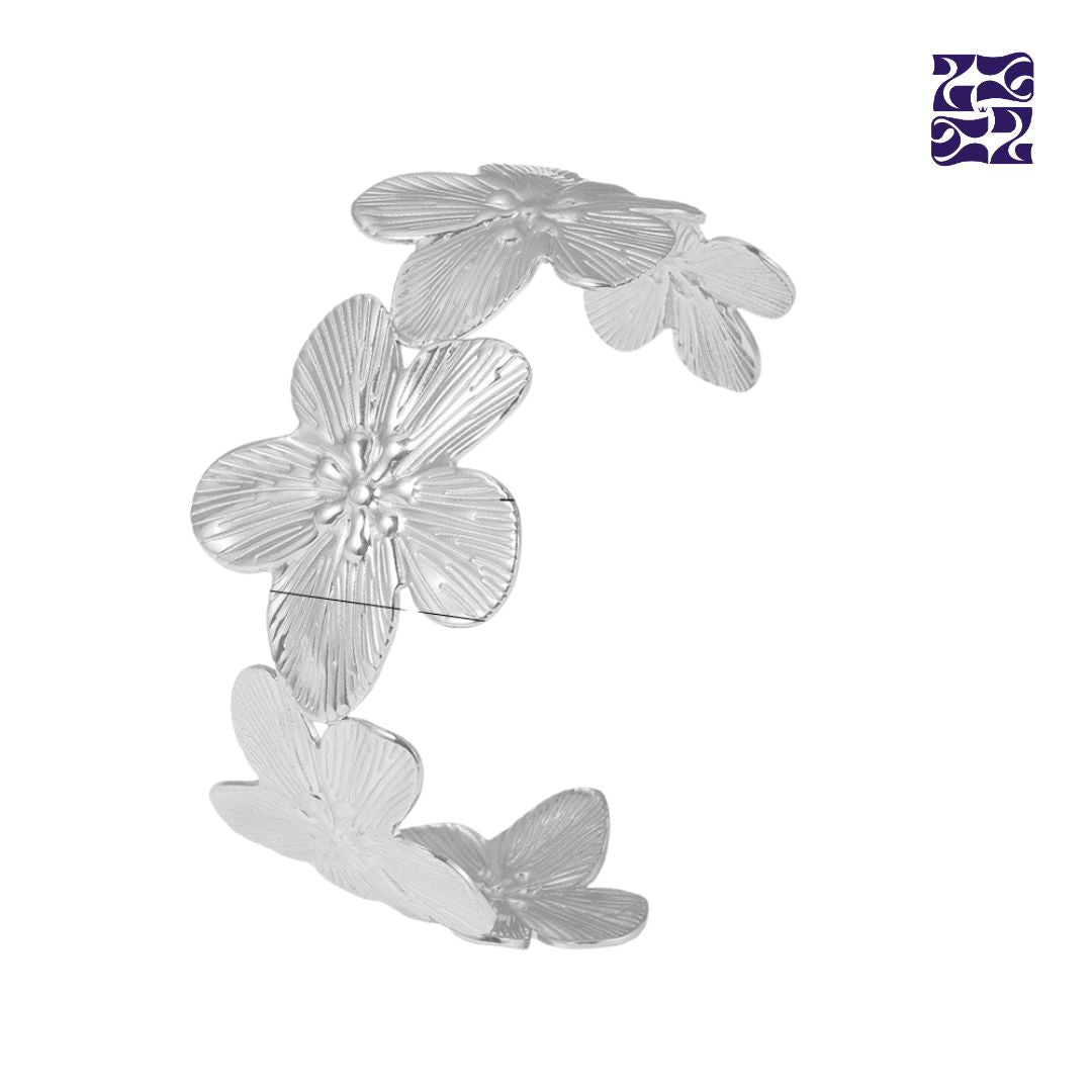 Set Floral de Acero Inoxidable Plata – Collar, Pulsera y Sortija
