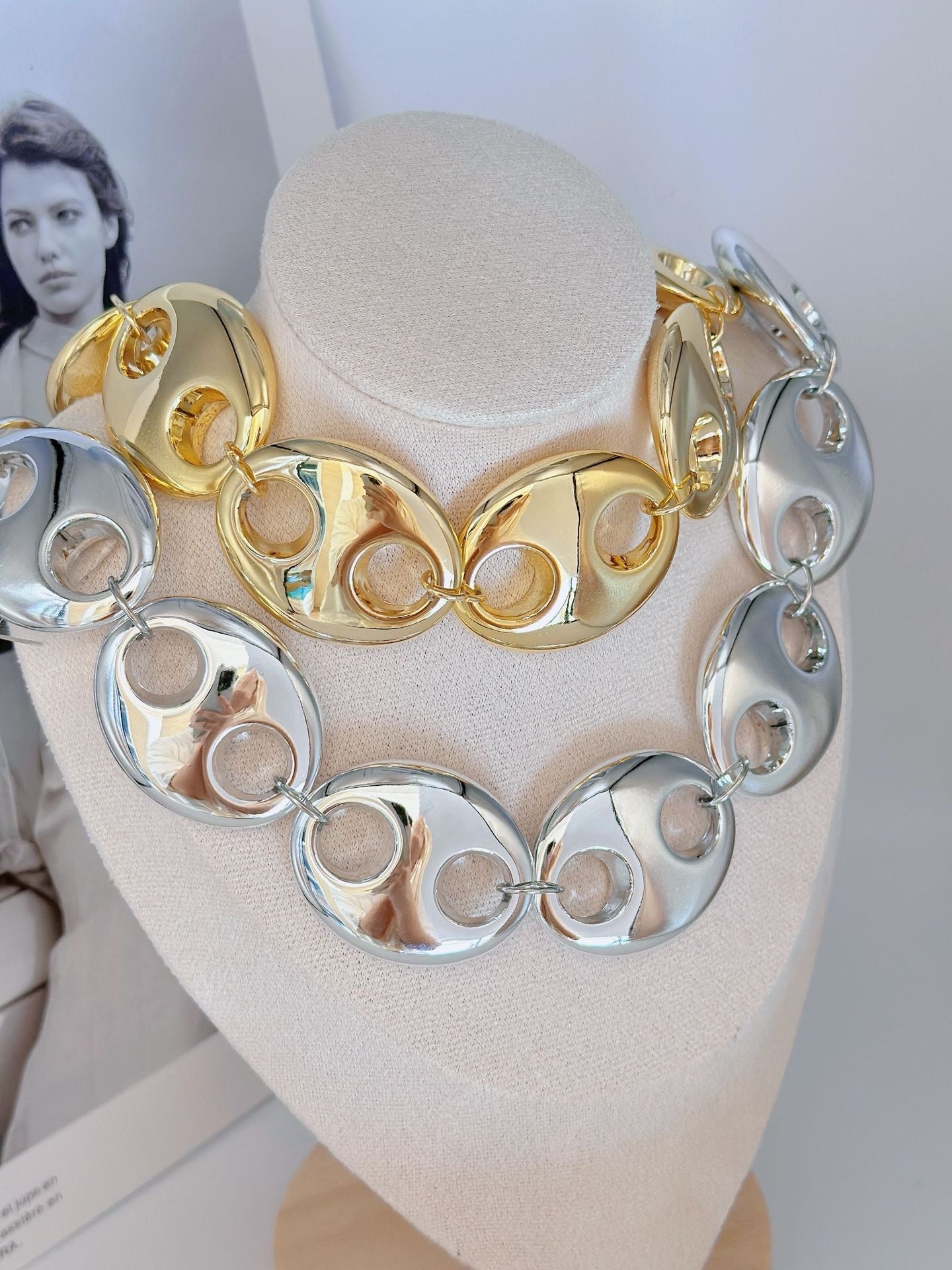 Collar Chunky de Eslabones Circulares en Acero Inoxidable – Plata, Oro y Doble Tono