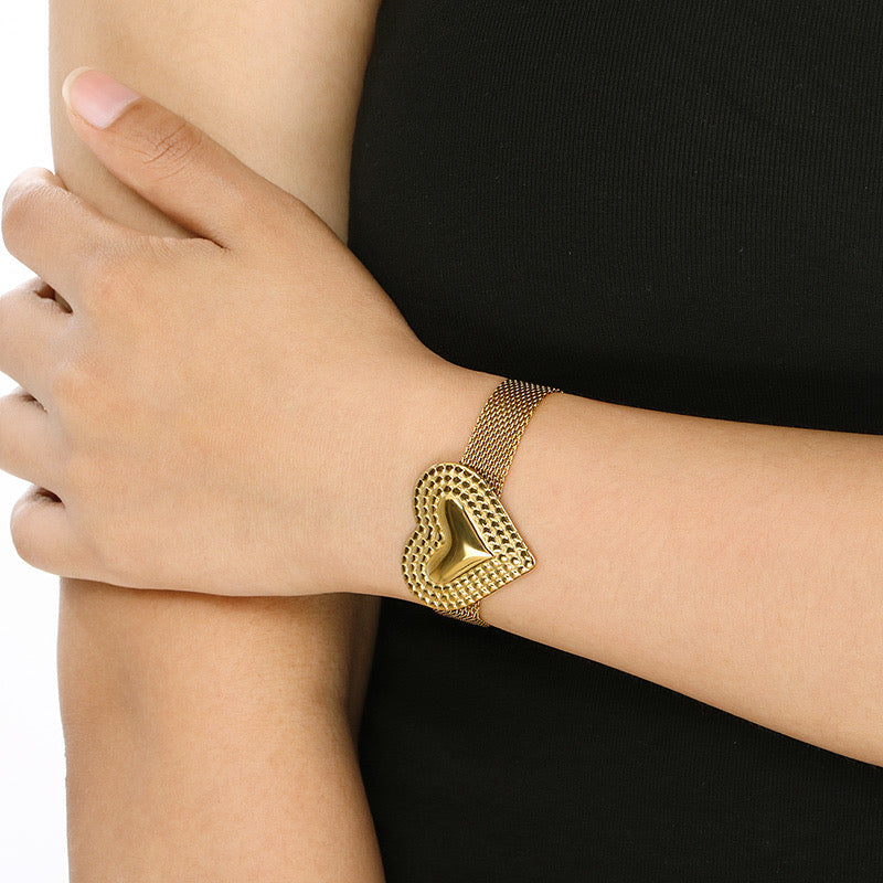 Set Corazón Dorado en Malla – Collar o Pulsera (Se venden por separado)