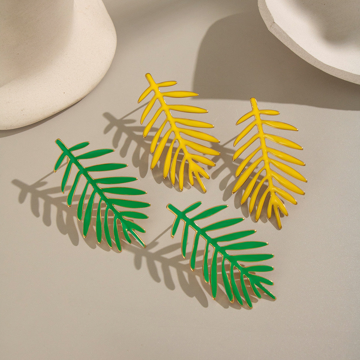 Aretes Hoja Tropical en Acero Inoxidable – Variantes Verde y Amarillo