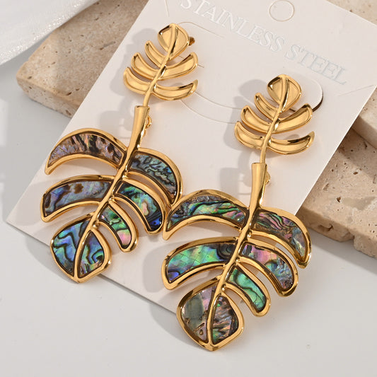 Aretes Hoja Tropical Dorados con Nácar Iridiscente