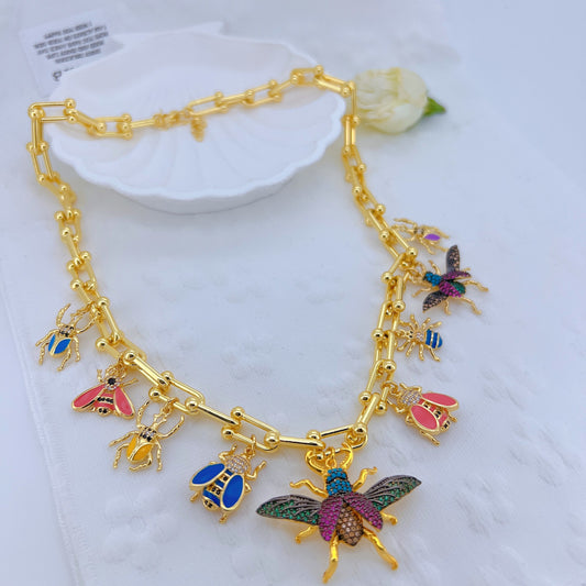 Collar Dorado Cucubano (large lighting Bug)