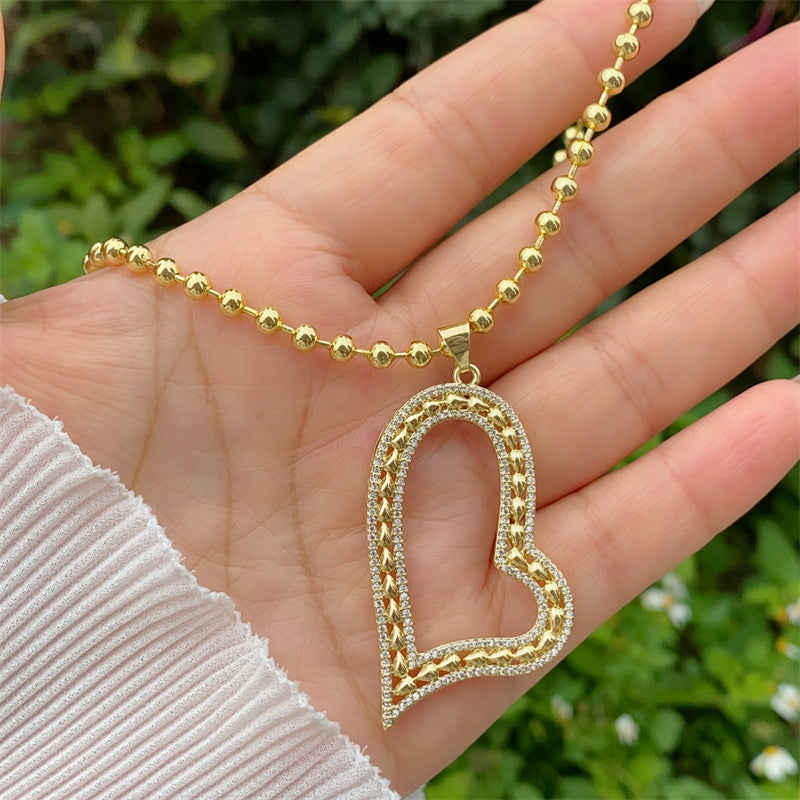 Cadena Dorada con Corazónes grandes
