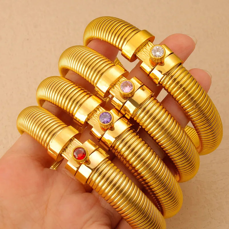 Pulseras titanio con cierre con piedras