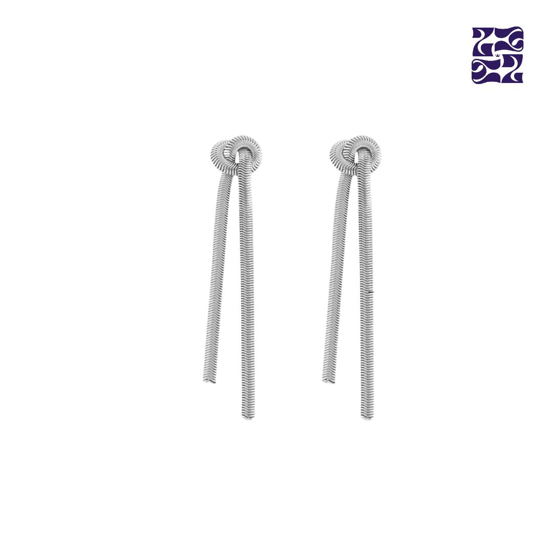 Set de Collar y Aretes con Nudo Elegante – Plata u Oro