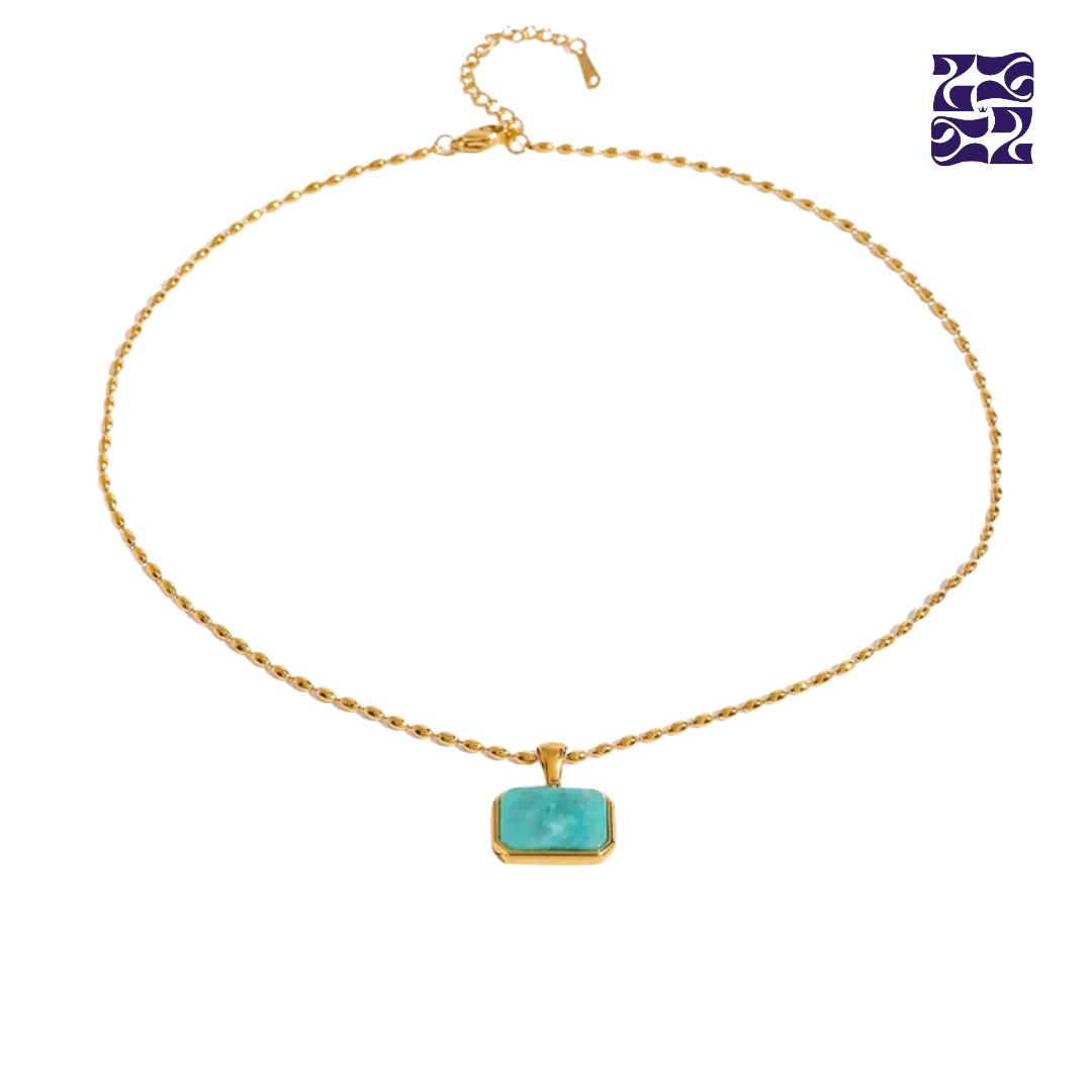 Collar Dorado con Dije Rectangular Turquesa
