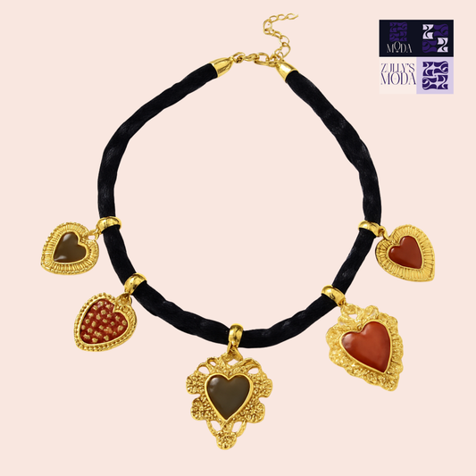 Collar tela mahón con corazones dorados